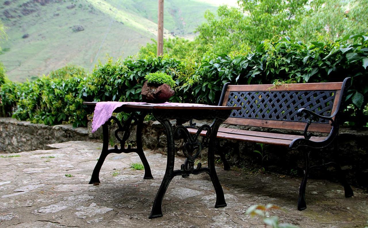 To Petrino Guesthouse Agios Germanos Exterior foto